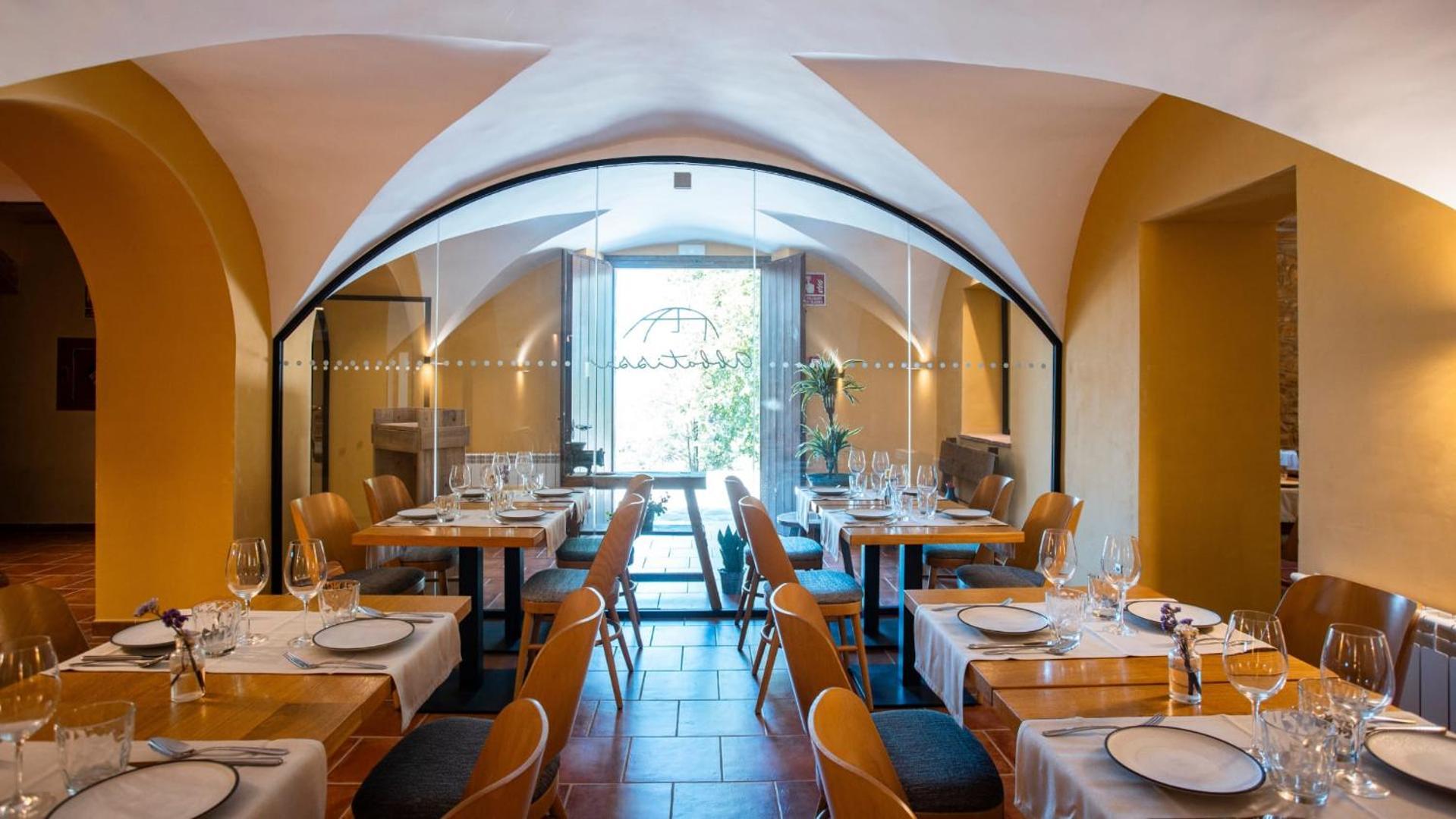 סנט ג'ון דה לס אבדסס Abbatissa Hotel Restaurant מראה חיצוני תמונה